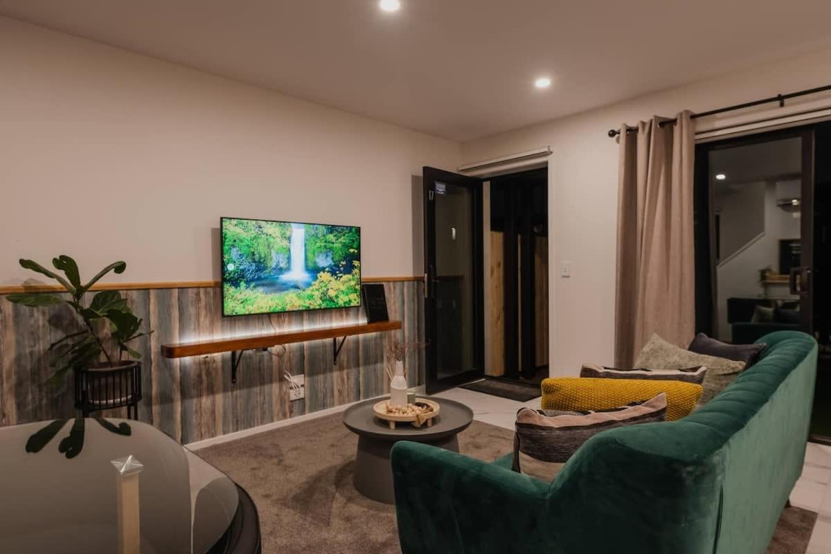 Casino Luxury Suite City Centre - Sleeps 5 Christchurch Eksteriør bilde