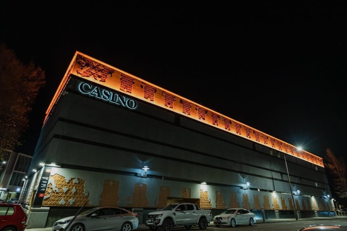 Casino Luxury Suite City Centre - Sleeps 5 Christchurch Eksteriør bilde